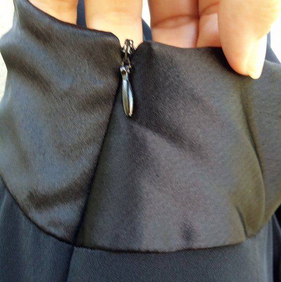 Jones New York Evening Black Long Dress in Size 10 - Picture 4 of 9